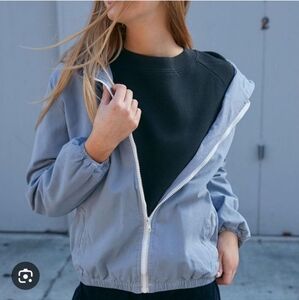 Brandy Melville- J. Galt Shanghai/ Gray Hooded Zip-Up Jacket/ US S